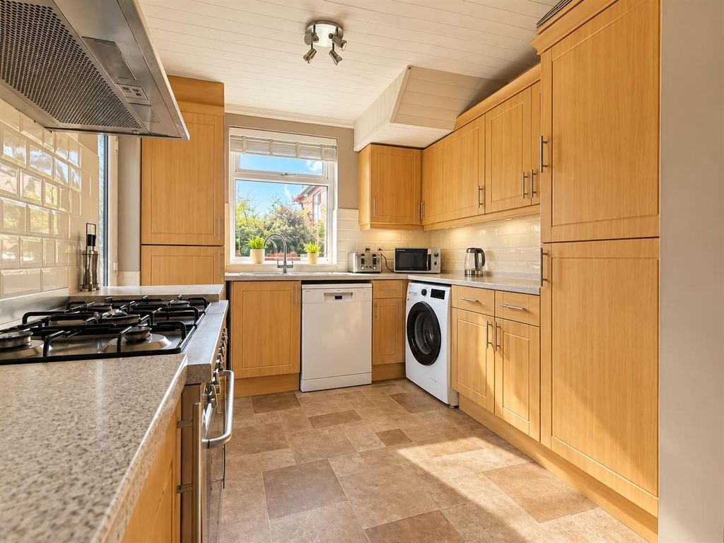 Property photo 3 of 15 2