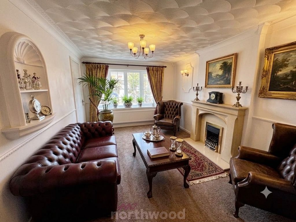 Property photo 2 of 29