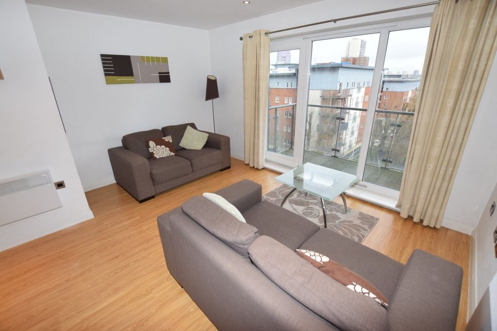 Property photo 2 of 11 Picture No. 06
