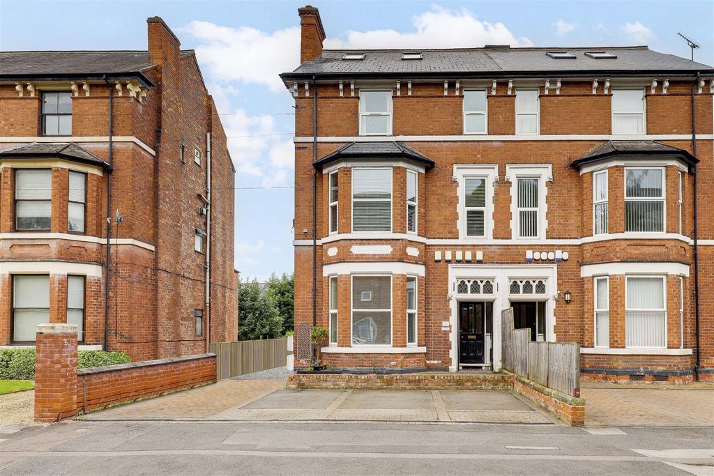 Property photo 1 of 12 1.Jpg