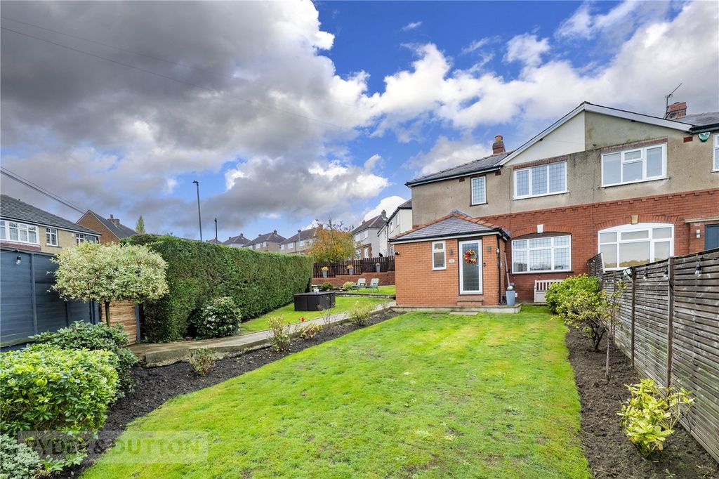 Property photo 1 of 25 Front