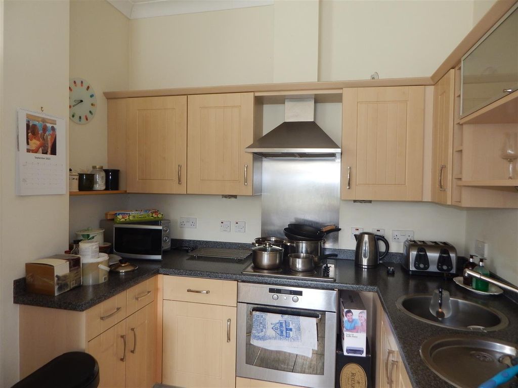 Property photo 2 of 11 Picture No. 06