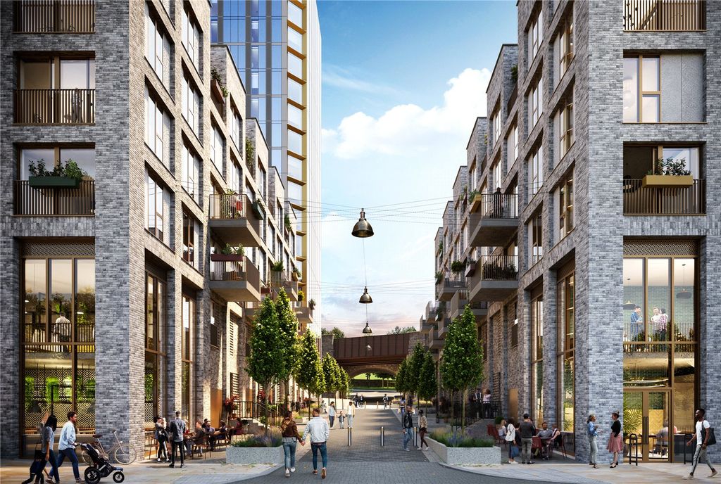 Property photo 1 of 10 Bromley Street