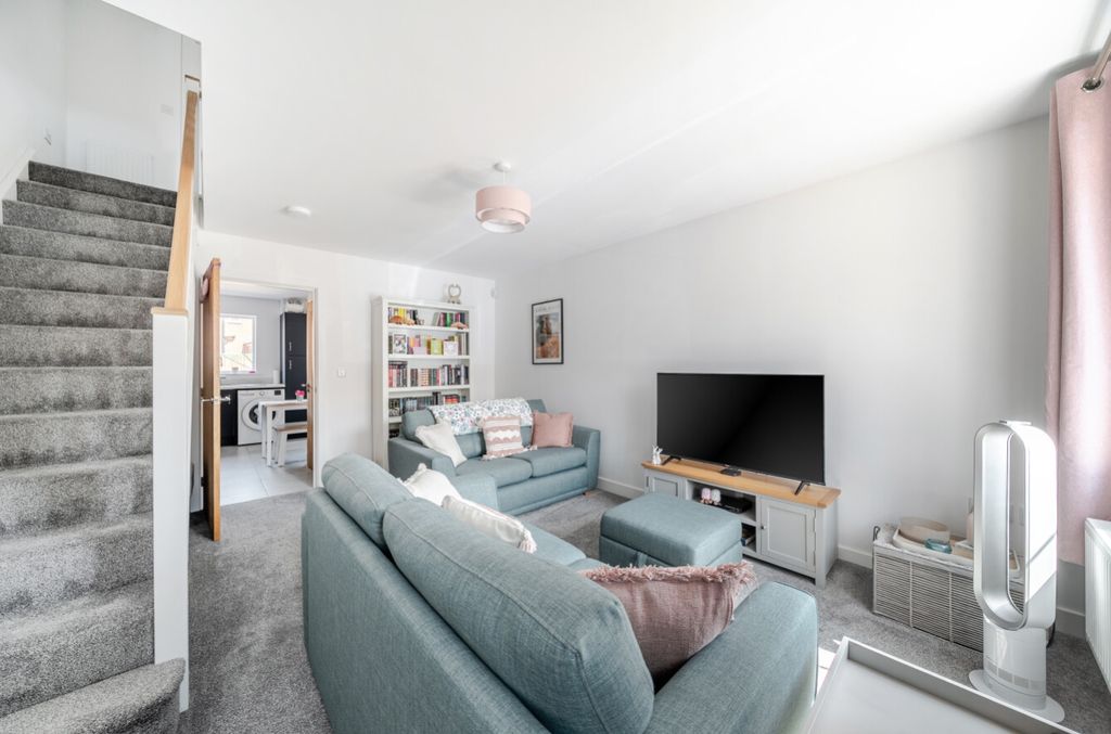 Property photo 2 of 18 1488899-7-6A577Ace5A135