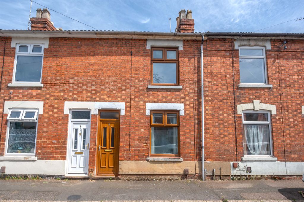 Property photo 1 of 11