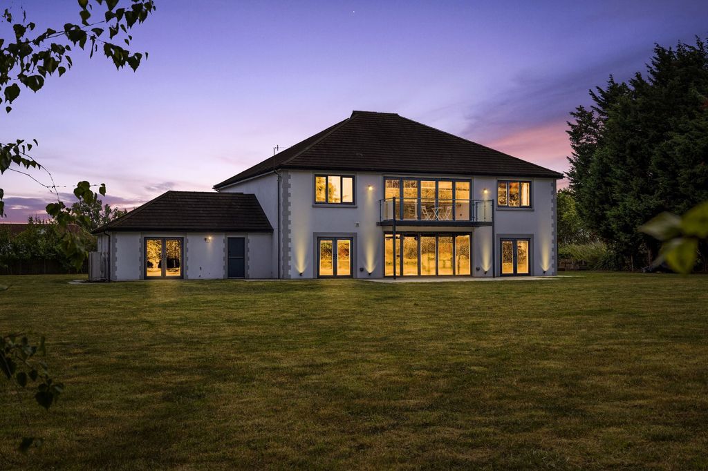 Additional image 36 of 5 bed detached house for saleHighground Lane, Barnham PO22