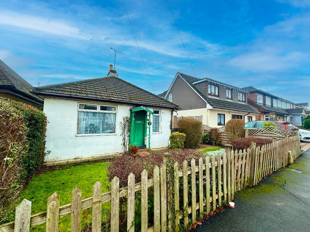 Property photo 1 of 11