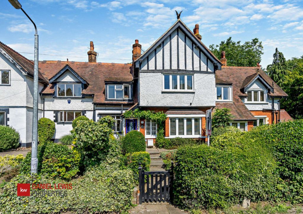 Property photo 1 of 20