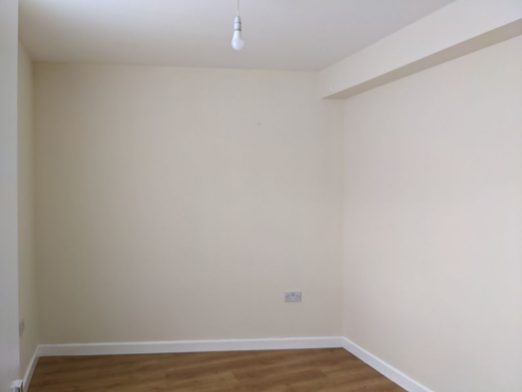 Property photo 1 of 4 5