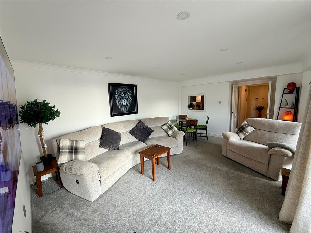 Property photo 3 of 15 Img_2944.Jpeg