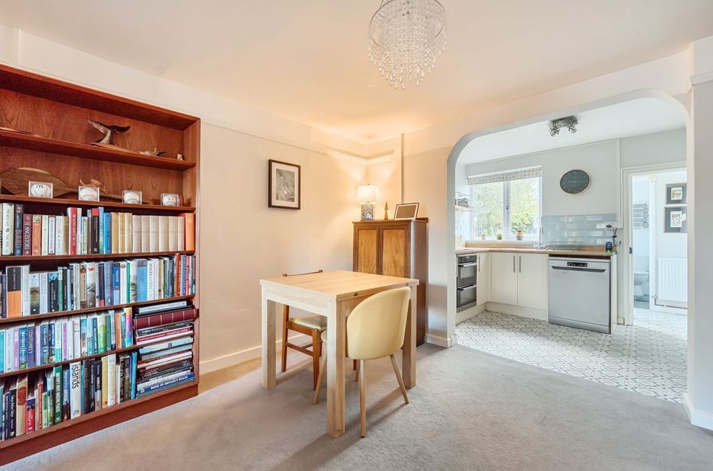 Property photo 3 of 10 13827476691c62c37036E