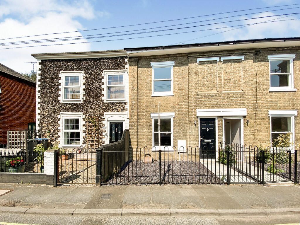 Property photo 1 of 12