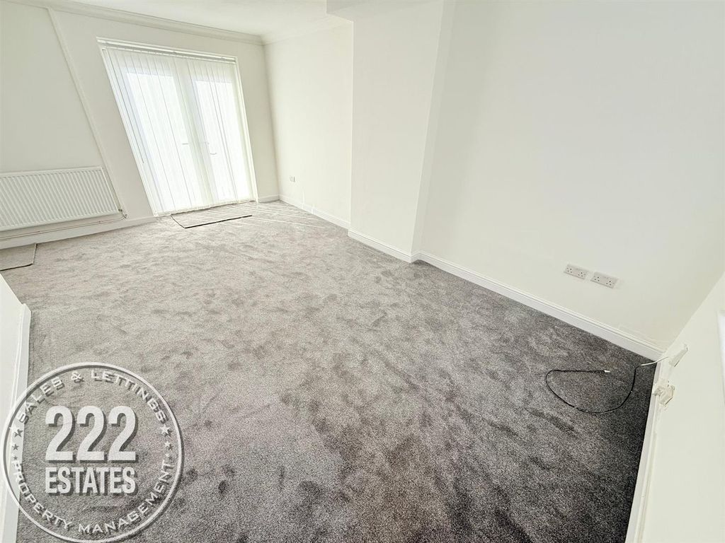 Property photo 2 of 21 Photo-2026-04-10-11-42-52.Jpg