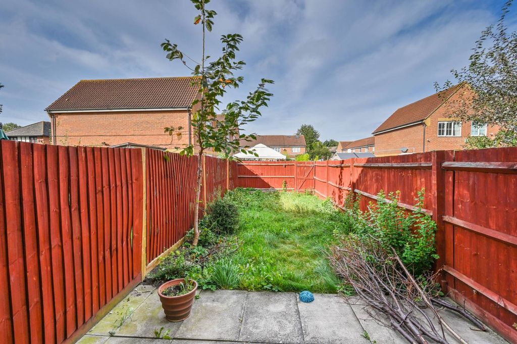 Property photo 3 of 8