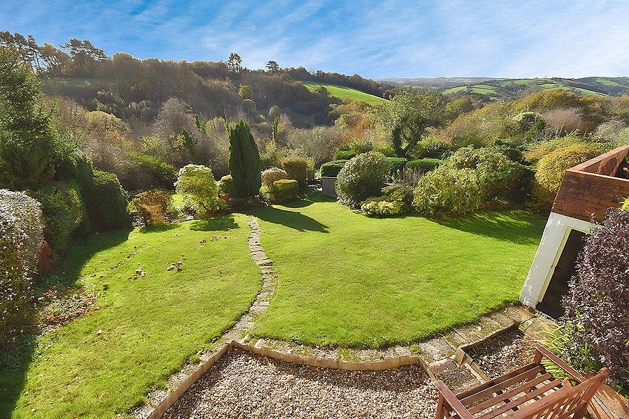 Property photo 3 of 20