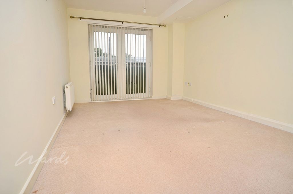 Property photo 3 of 6 Lyon Lounge
