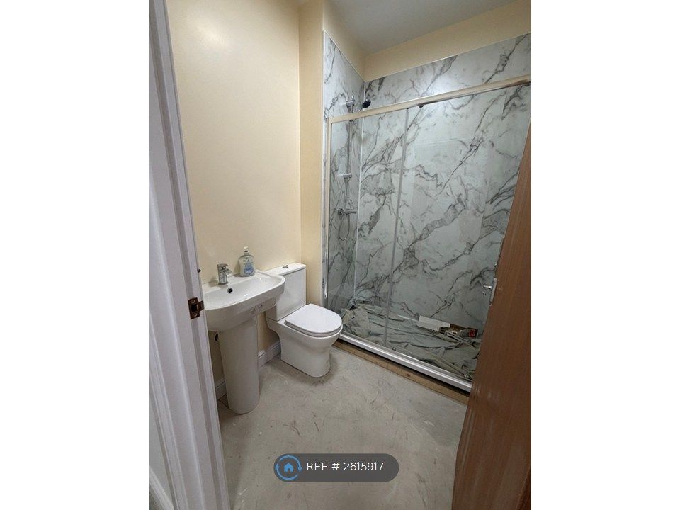 Property photo 3 of 3