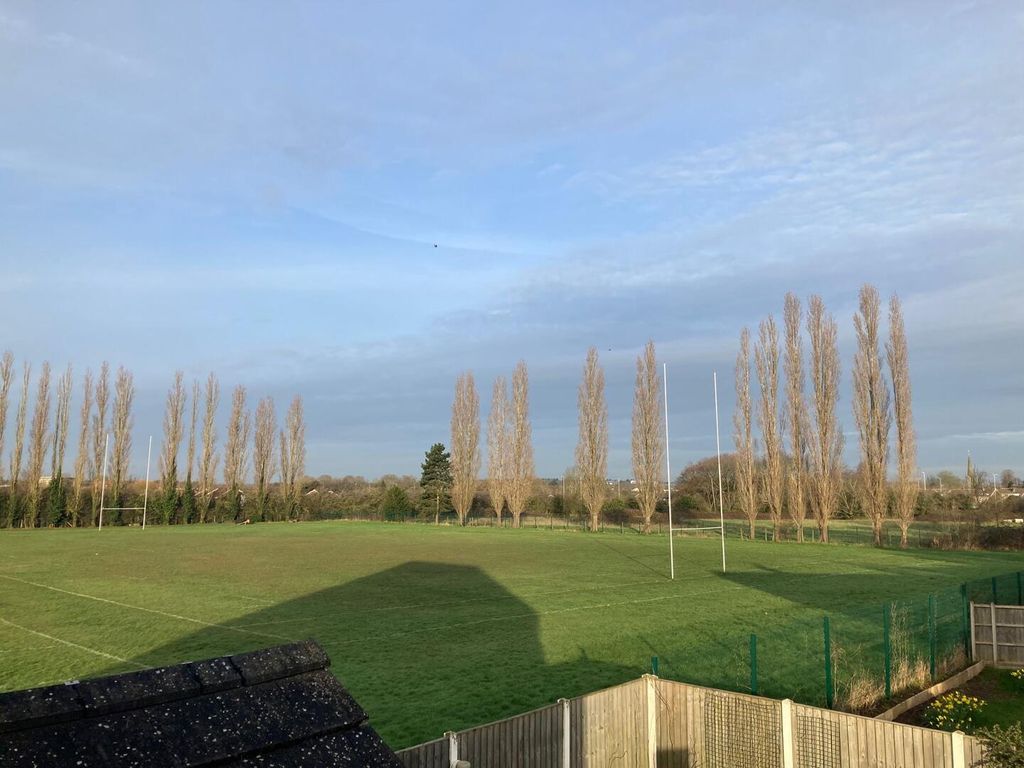 Property photo 3 of 24