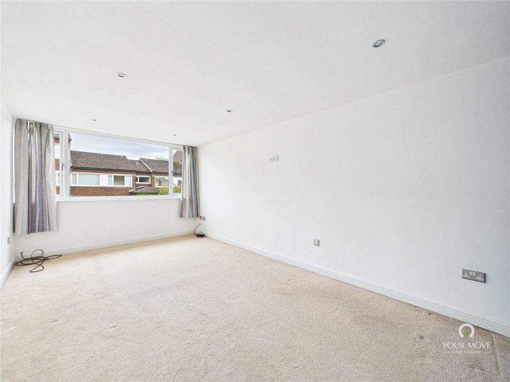 Property photo 3 of 8 Picture No. 22
