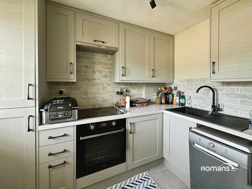 Property photo 2 of 6 Pbox-Img.Jpg