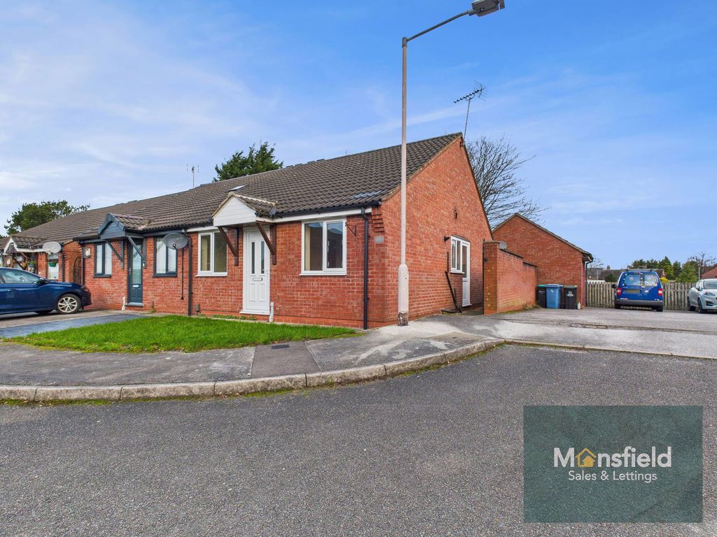 Property photo 2 of 8