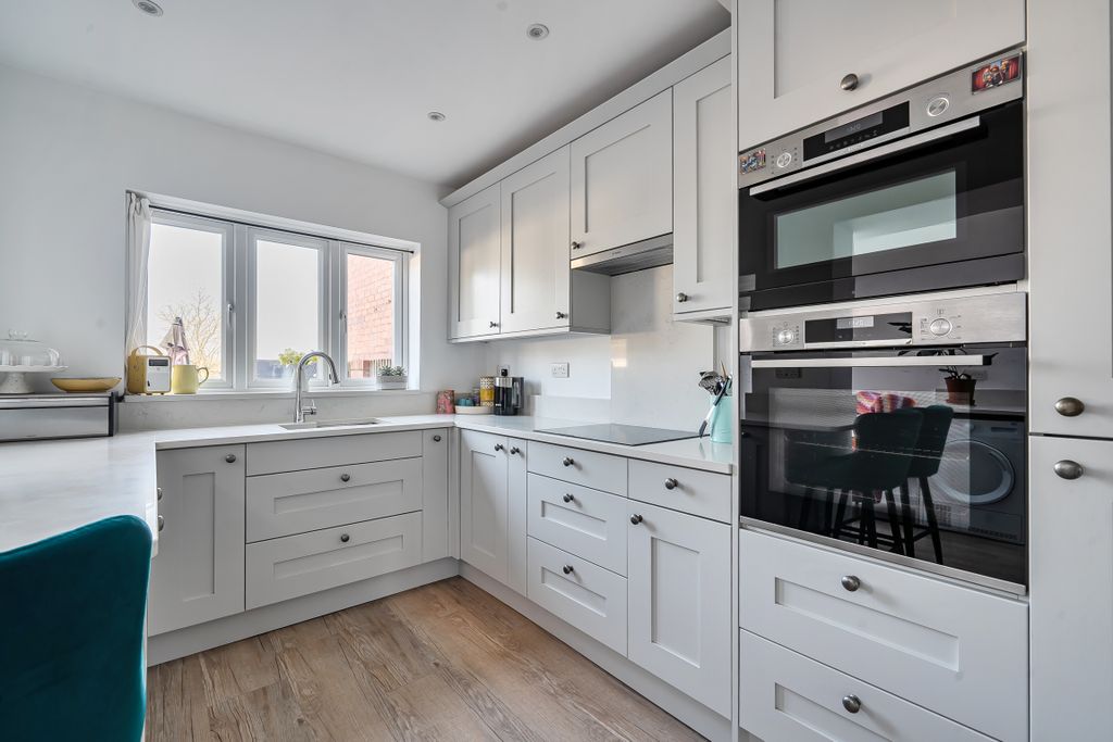 Property photo 2 of 17 1424748769Bc02d2Da063