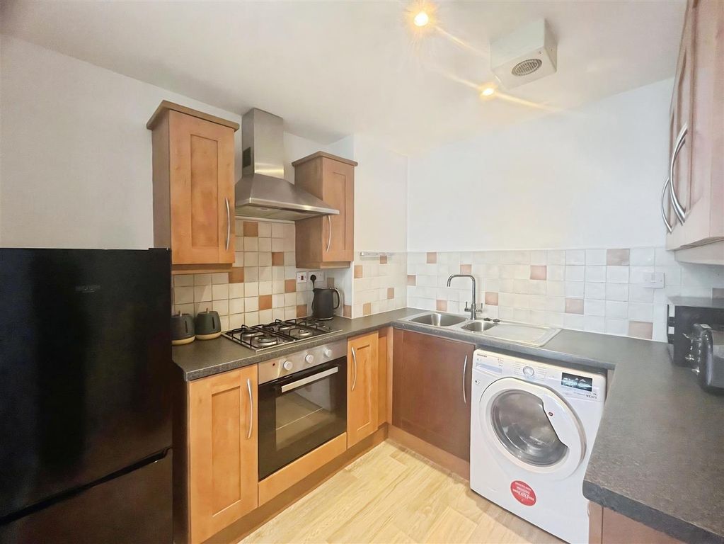 Property photo 3 of 6 62825Fcd-Whatsapp 20Image 202026-06-22 20At 2016.1