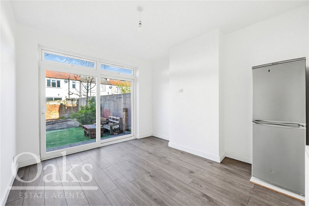 Property photo 3 of 12 Picture No. 09