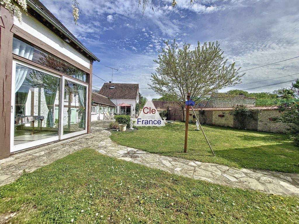 Property photo 2 of 14