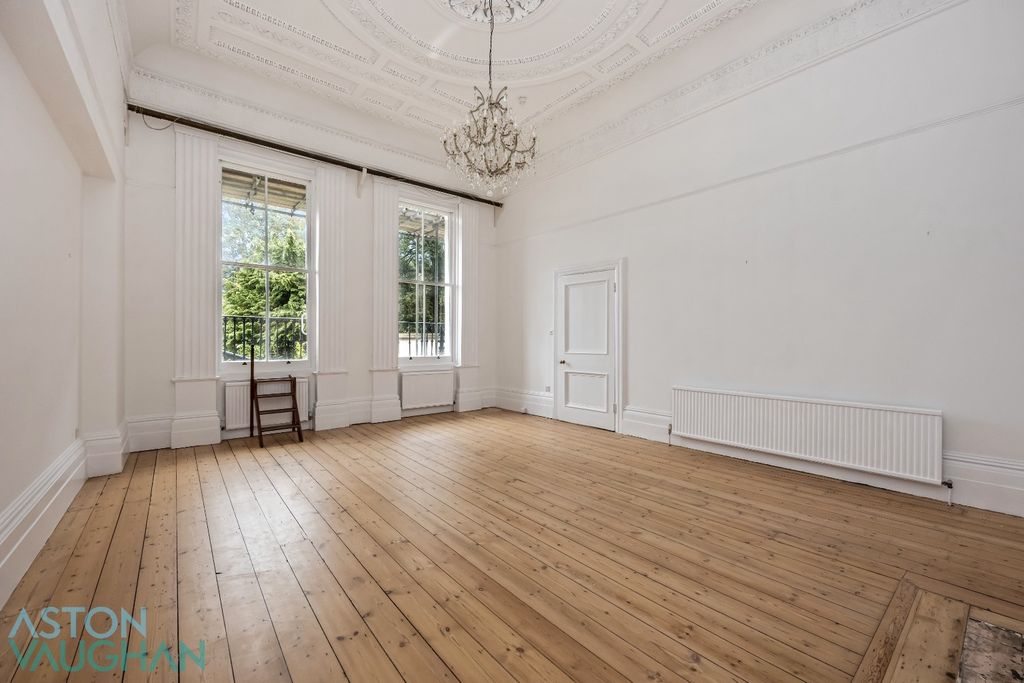 Property photo 1 of 14 5446440