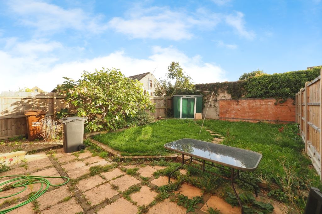 Property photo 2 of 15