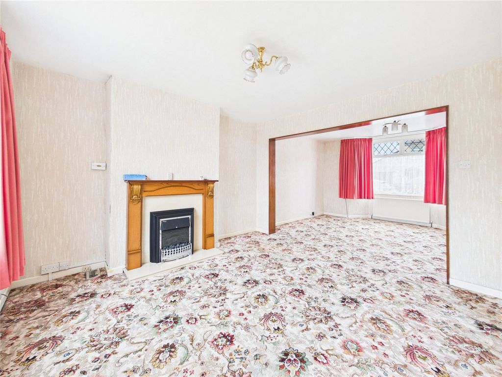 Property photo 2 of 13 Picture No. 03