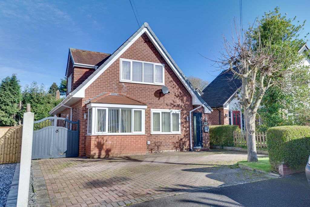 Property photo 1 of 25