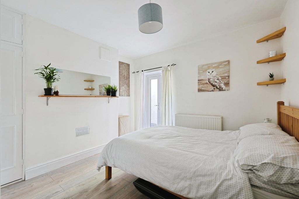 Property photo 3 of 16 64B35E4E30151968F836c00E40114E5F9A5Ca46F.Jpg