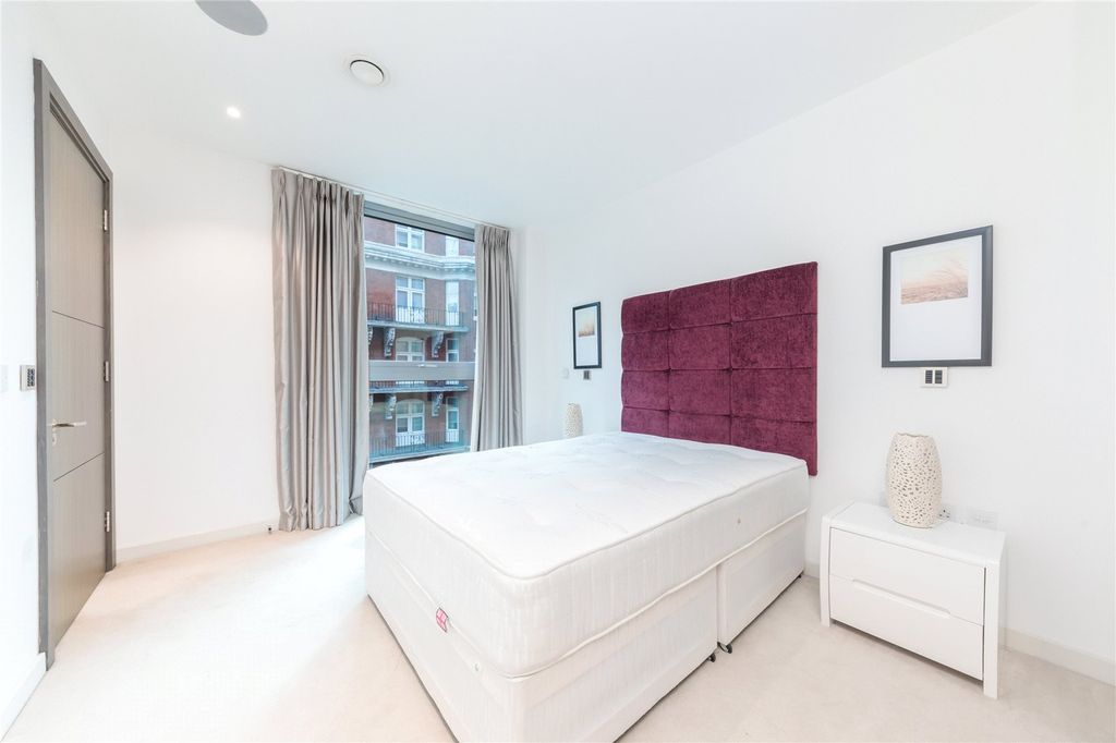 Property photo 3 of 13 Picture No. 25