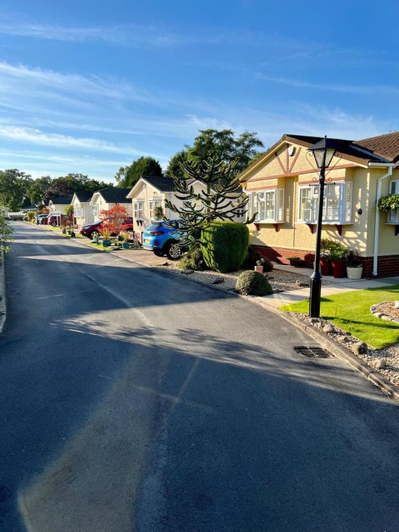 Property photo 3 of 9