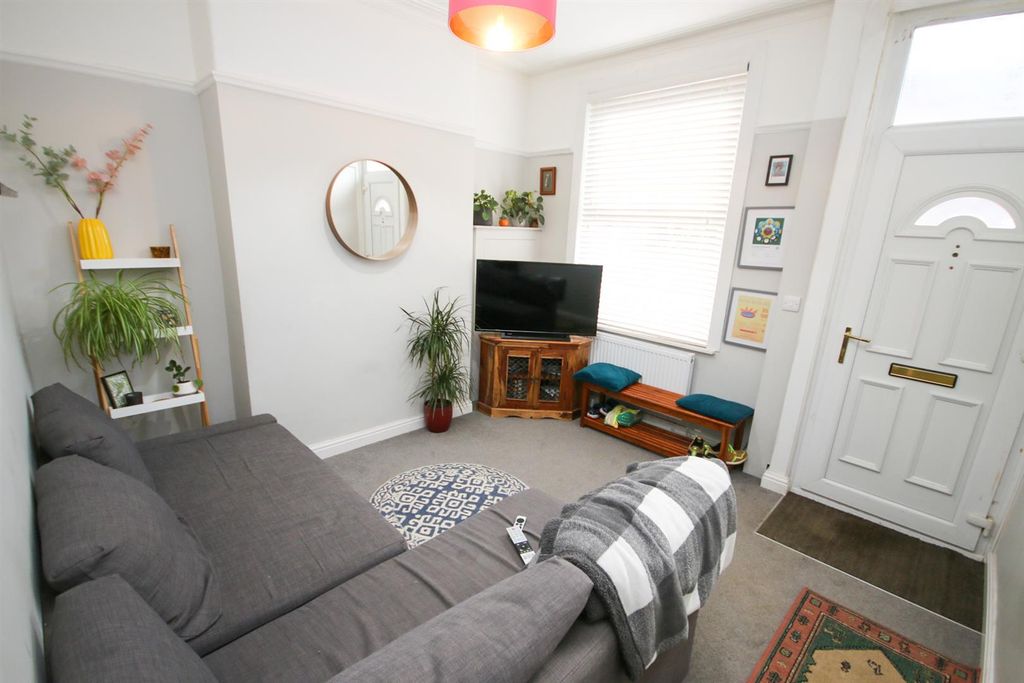 Property photo 2 of 11 Img_8497.Jpg