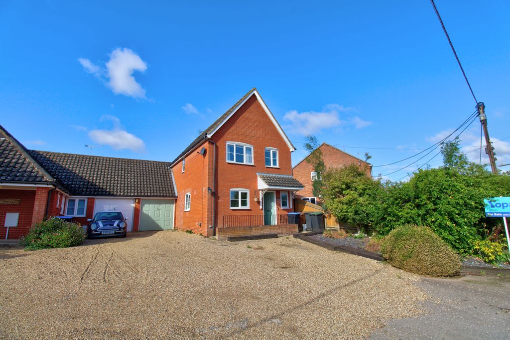 Property photo 2 of 17 A17