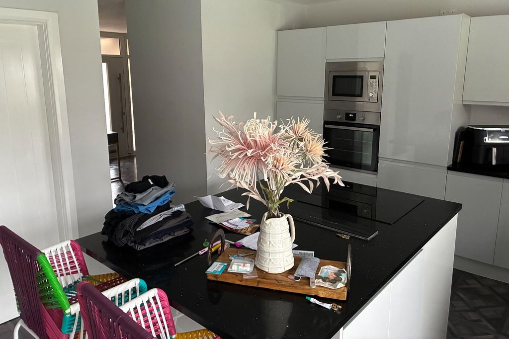 Property photo 2 of 11 22A Villiers Crescent, Eccleston, St Helens, Wa10 5Hw