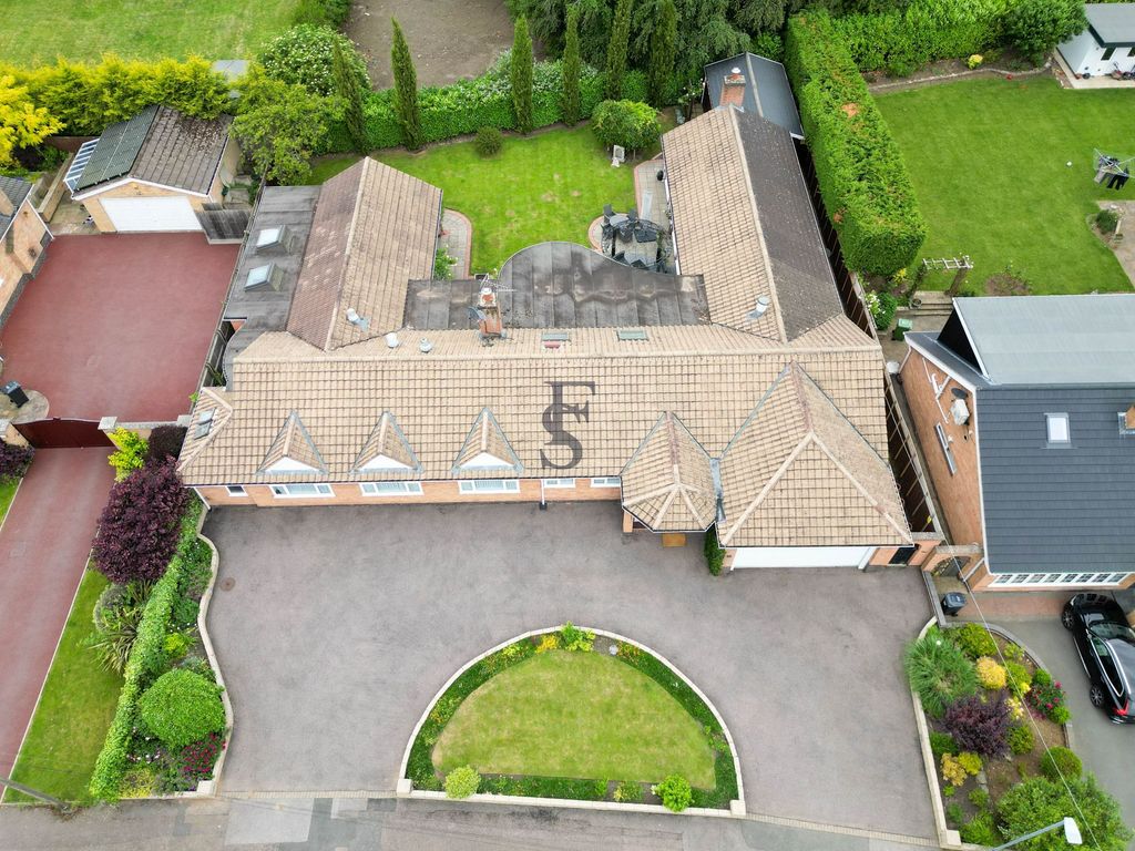 Property photo 3 of 30