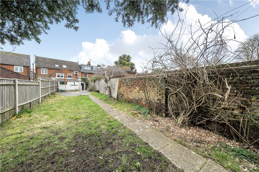 Property photo 2 of 13 Picture No. 20