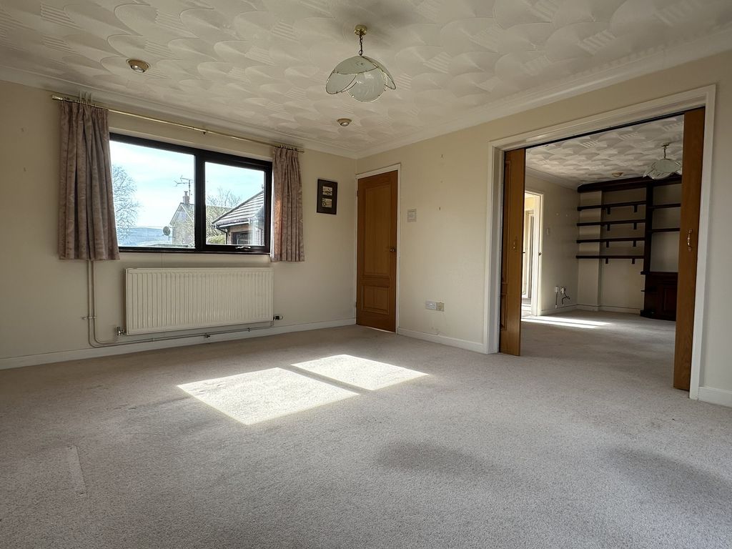 Property photo 3 of 18 Not Specified