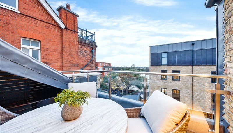 Property photo 3 of 10 Picture No. 01