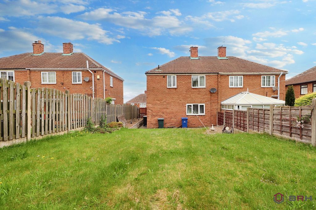 Property photo 2 of 15