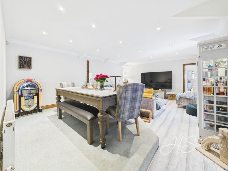 Property photo 2 of 17 Photo 17