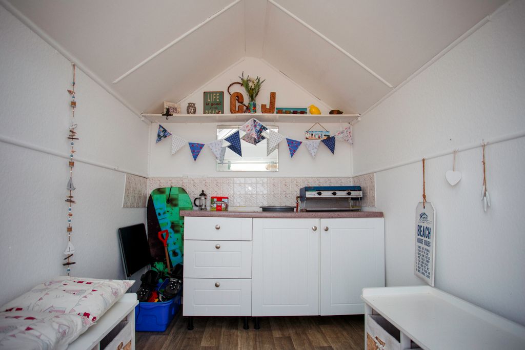 Property photo 2 of 11 Img_5771