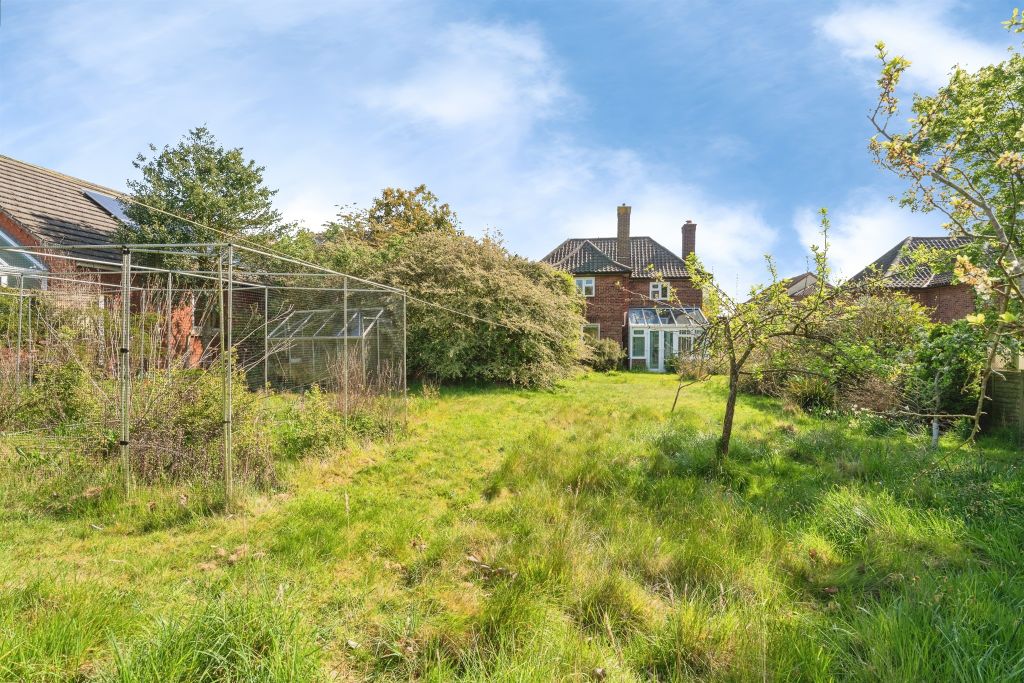 Property photo 3 of 19