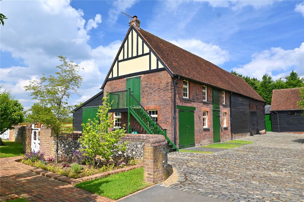 Property photo 1 of 11 Picture No. 01