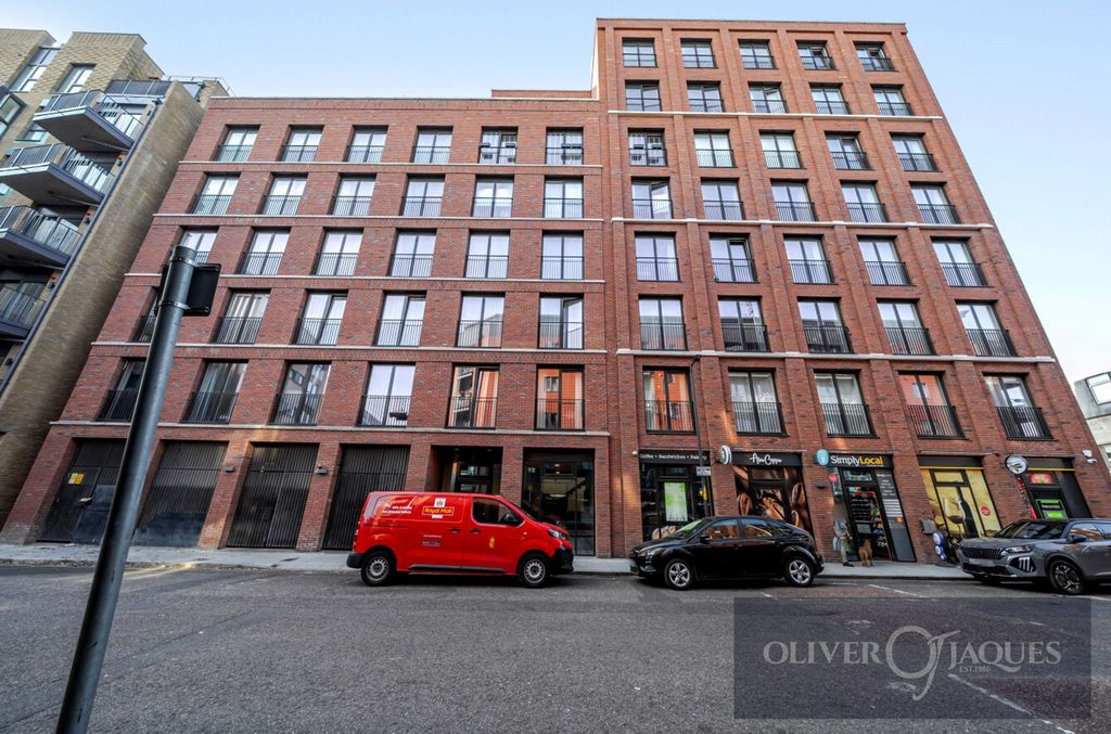 Property photo 1 of 27