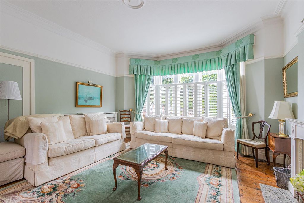 Property photo 2 of 17 Gf Pen 3.Jpg